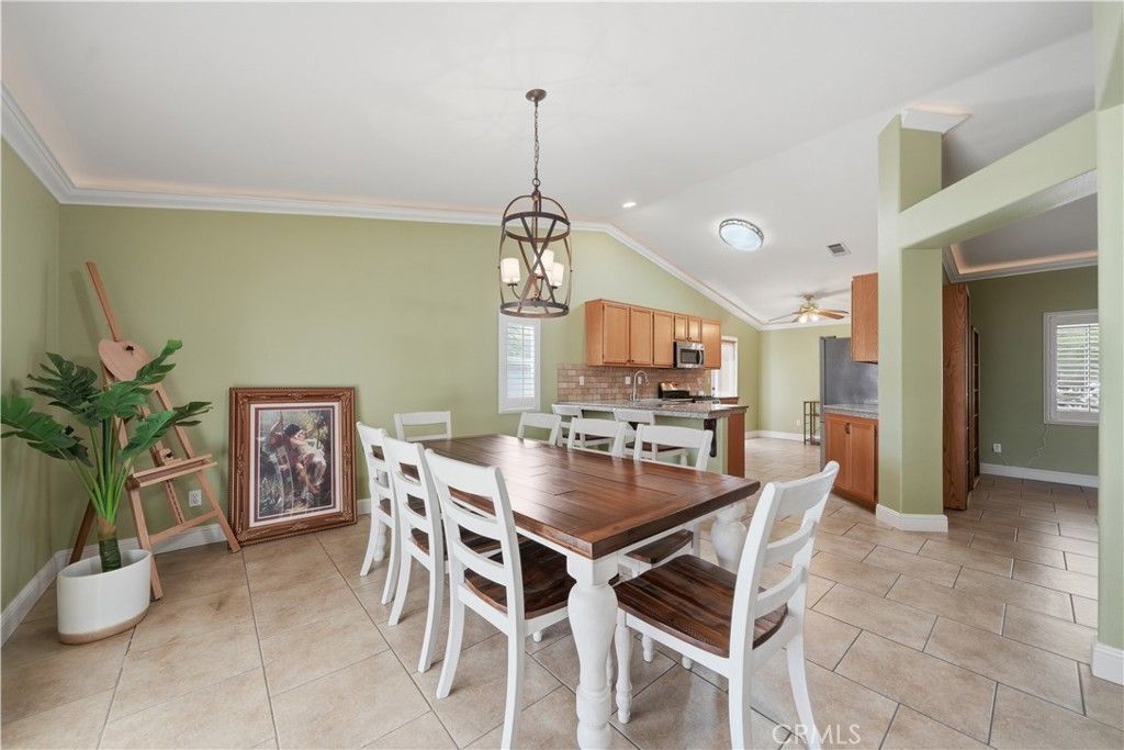 Image 20 of property listing at 1936 Medoc, San Jacinto, CA 92583