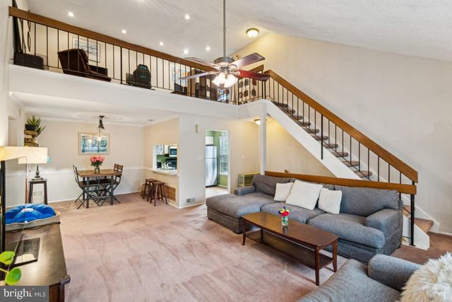 608-B SEDGEFIELD DRIVE, Mount Laurel, NJ 08054