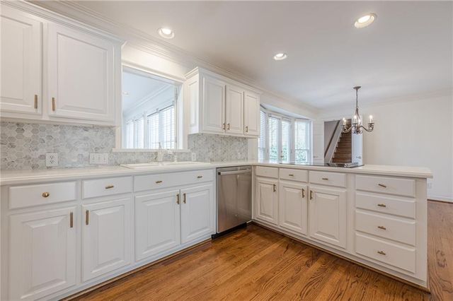 5274 Wyntercreek Way, Dunwoody, GA 30338
