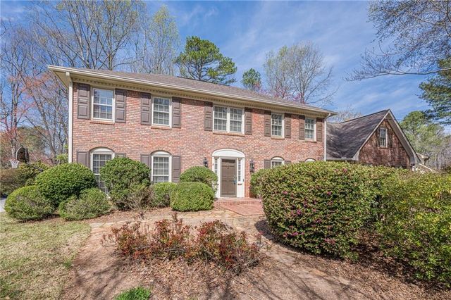 5274 Wyntercreek Way, Dunwoody, GA 30338