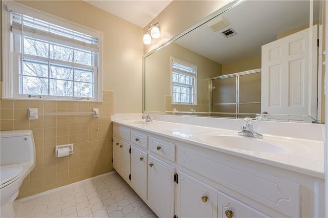 5274 Wyntercreek Way, Dunwoody, GA 30338