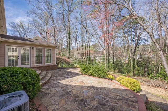5274 Wyntercreek Way, Dunwoody, GA 30338
