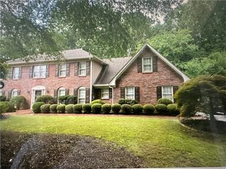 5274 Wyntercreek Way, Dunwoody, GA 30338