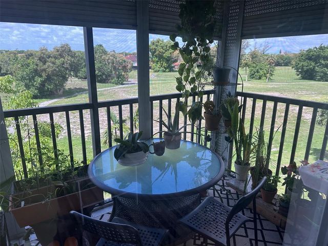 3821 Environ Blvd 407, Lauderhill, FL 33319