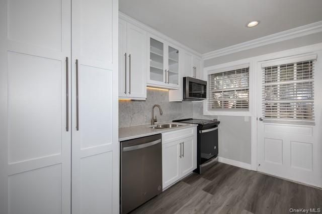 15 Spinnngwheel Road 03-4A, Massapequa, NY 11758