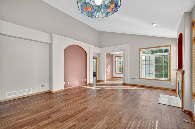 6200 Ep True Parkway 260, West Des Moines, IA 50266