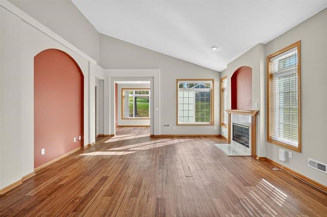 6200 Ep True Parkway 260, West Des Moines, IA 50266