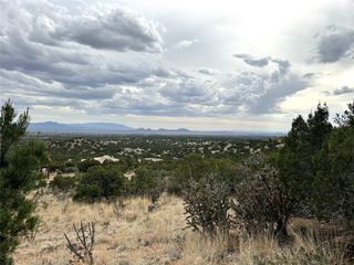 16 Embudo Del Sol, Santa Fe, NM 87508