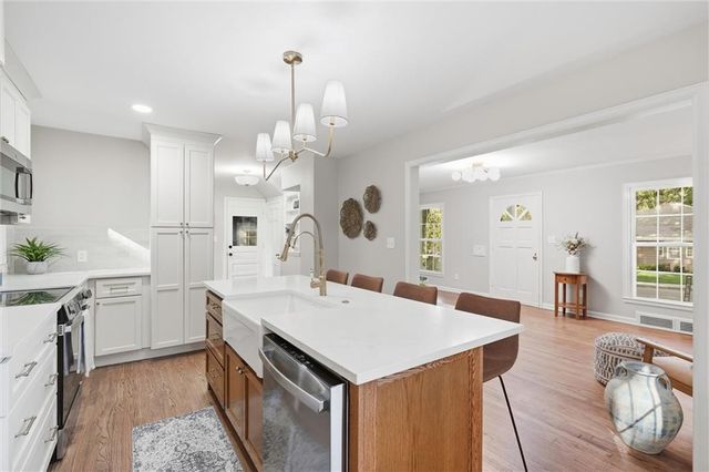 5612 Birch Street, Roeland Park, KS 66205