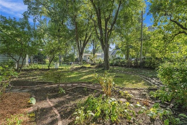 5612 Birch Street, Roeland Park, KS 66205