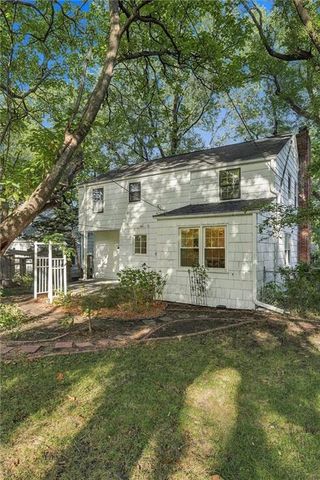 5612 Birch Street, Roeland Park, KS 66205