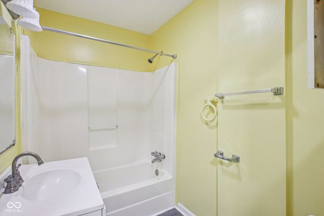 1133 S Sheffield Avenue, Indianapolis, IN 46221