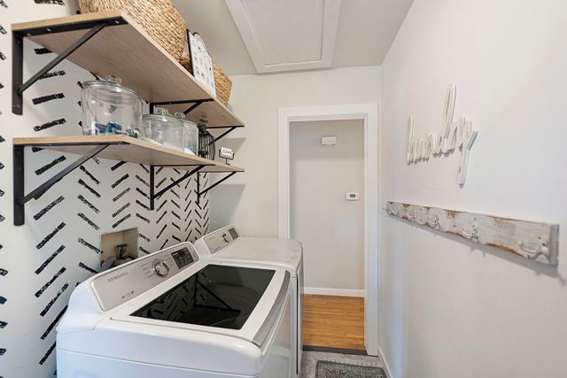 110 S Elm Avenue, St. Anne, IL 60964