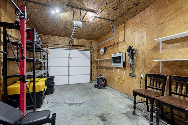 110 S Elm Avenue, St. Anne, IL 60964