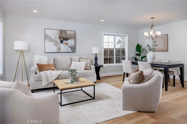 6 Hemingway Court, Rancho Santa Margarita, CA 92679