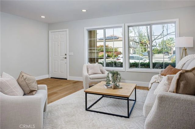 6 Hemingway Court, Rancho Santa Margarita, CA 92679