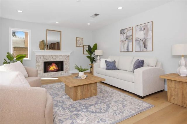 6 Hemingway Court, Rancho Santa Margarita, CA 92679