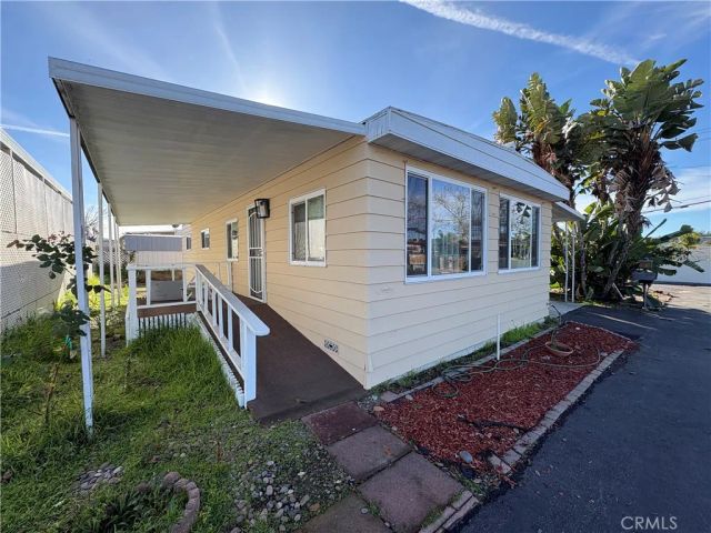 718 Sycamore 19, Vista, CA 92083