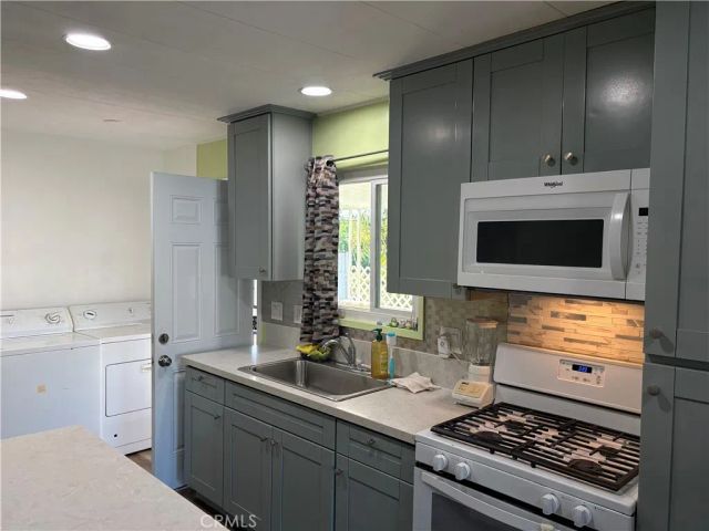 718 Sycamore 19, Vista, CA 92083