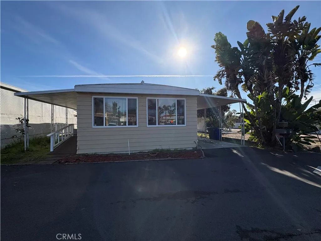 718 Sycamore 19, Vista, CA 92083