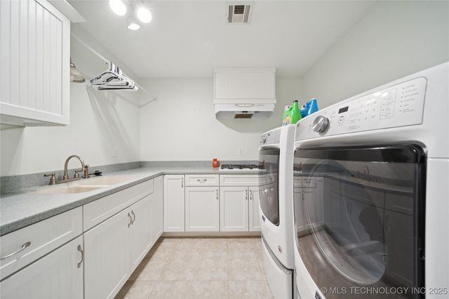 55 Lakewood Estates Drive, Spavinaw, OK 74366