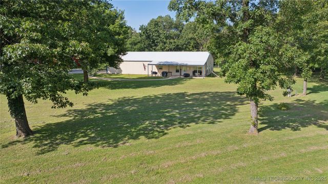 55 Lakewood Estates Drive, Spavinaw, OK 74366