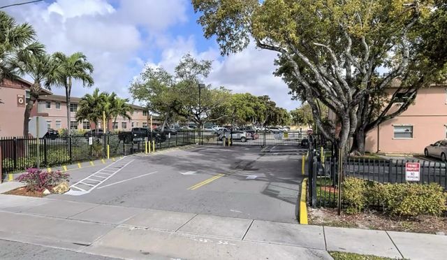 101 NE 41ST Street G115, Oakland Park, FL 33334