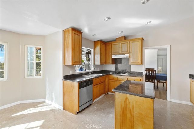 354 Rancho Camino, Fallbrook, CA 92028