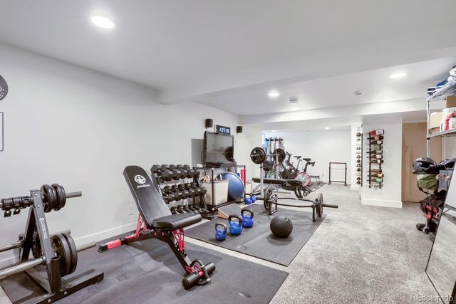 2368 N Glencoe Street, Denver, CO 80207