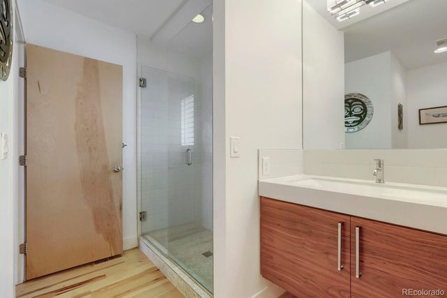 2368 N Glencoe Street, Denver, CO 80207