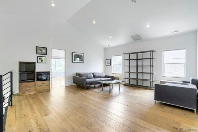 2368 N Glencoe Street, Denver, CO 80207