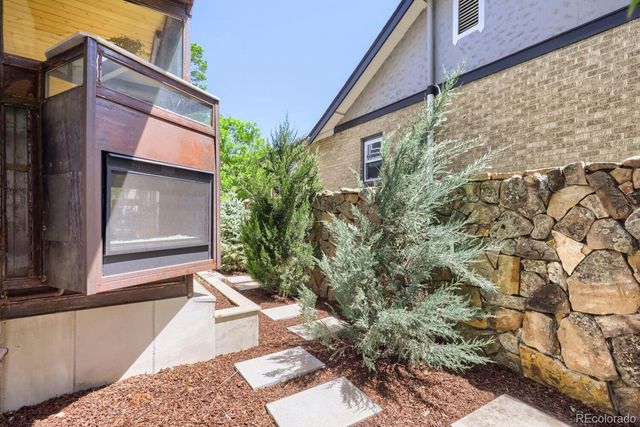 2368 N Glencoe Street, Denver, CO 80207