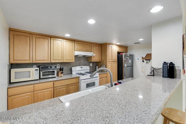 2831 Tapo Street, Simi Valley, CA 93063
