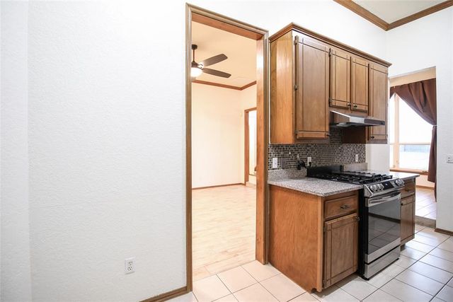 9301 Buttonwood Avenue, Moore, OK 73160
