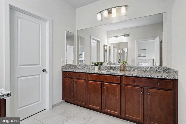 42361 VANCOUVER TER, Brambleton, VA 20148