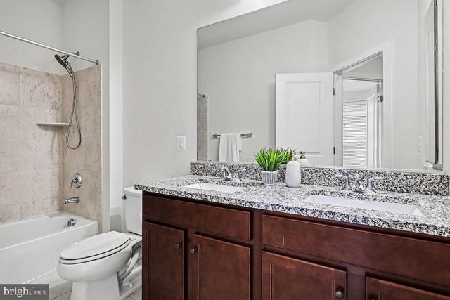 42361 VANCOUVER TER, Brambleton, VA 20148
