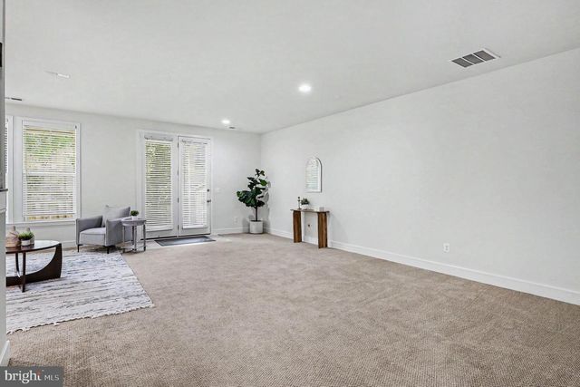 42361 VANCOUVER TER, Brambleton, VA 20148
