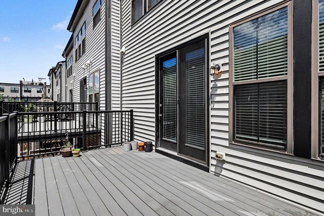 42361 VANCOUVER TER, Brambleton, VA 20148