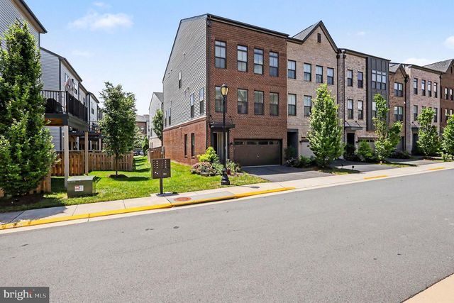 42361 VANCOUVER TER, Brambleton, VA 20148