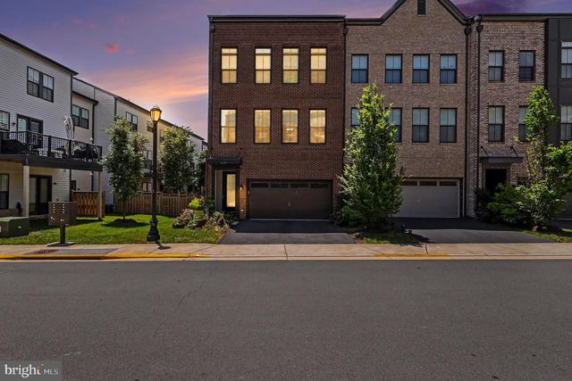 42361 VANCOUVER TER, Brambleton, VA 20148