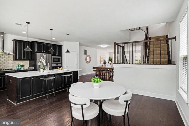 42361 VANCOUVER TER, Brambleton, VA 20148