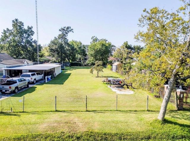 714 Apache Street, Houston, TX 77022