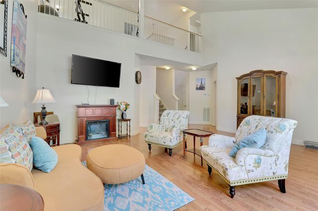 4905 HARTSON, Kyle, TX 78640