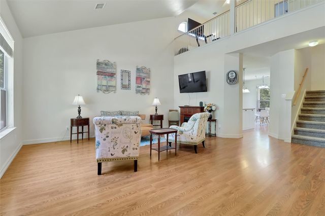 4905 HARTSON, Kyle, TX 78640