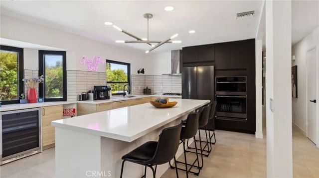2004 Nicola East, Palm Springs, CA 92262