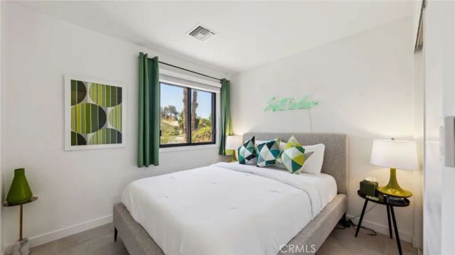 2004 Nicola East, Palm Springs, CA 92262