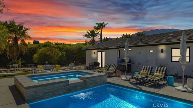 2004 Nicola East, Palm Springs, CA 92262