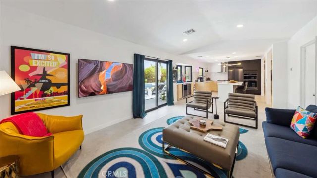 2004 Nicola East, Palm Springs, CA 92262