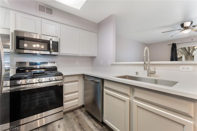 3160 Tarpon Drive 102, Las Vegas, NV 89120