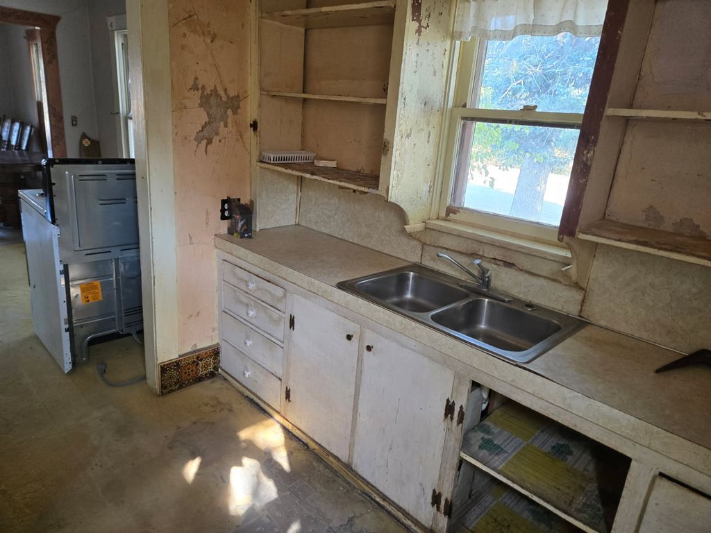 910 Main Avenue, Denton, MT 59430 photo 5